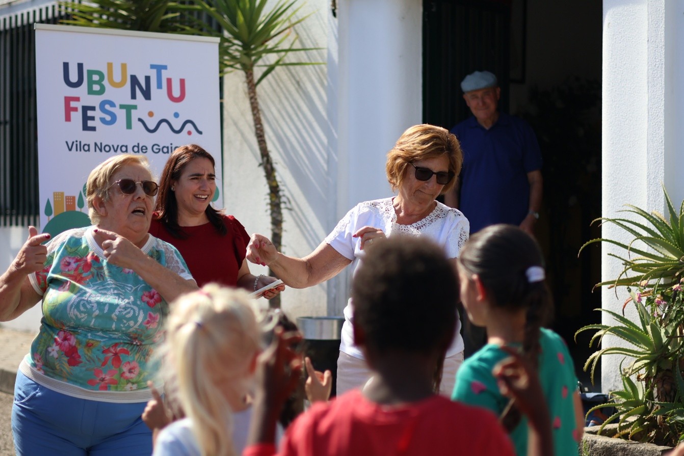 Alunos da Escola Básica Marques dos Santos e Centro Sénior de Quebrantões participam no Ubuntu Fest Gaia’25